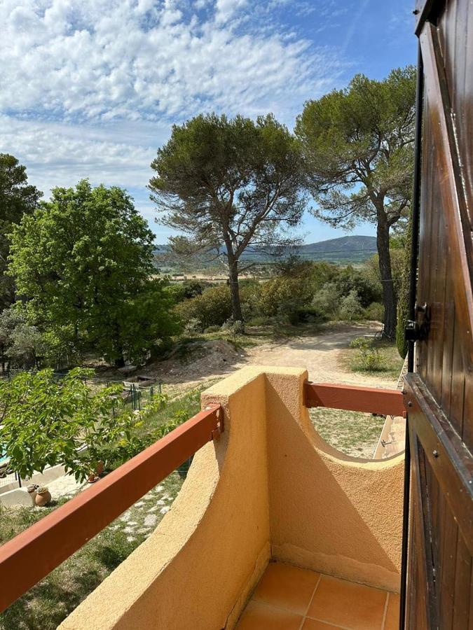 Les Cigales Bed & Breakfast Villelaure Exterior photo