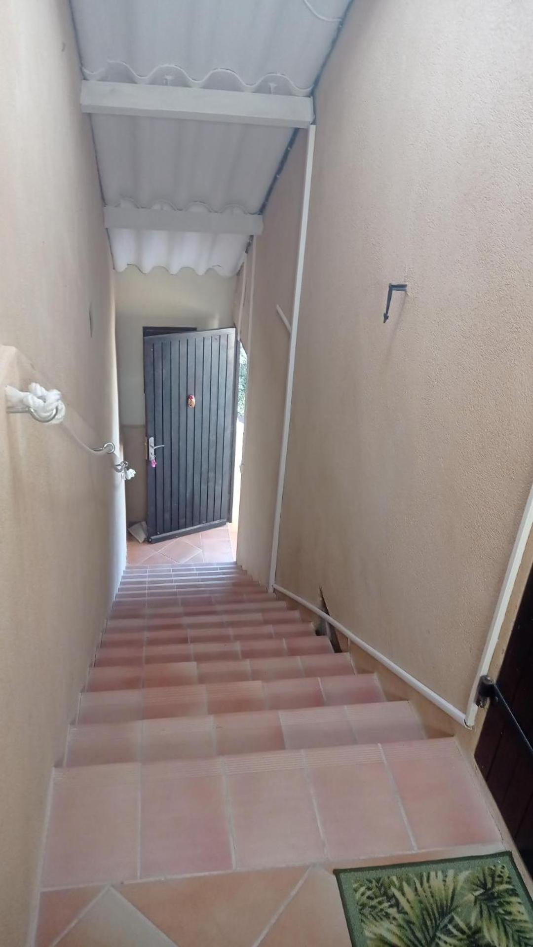 Les Cigales Bed & Breakfast Villelaure Exterior photo